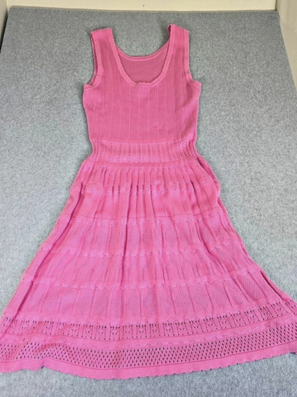 Pink Knit Midi Dress Size Large Like New